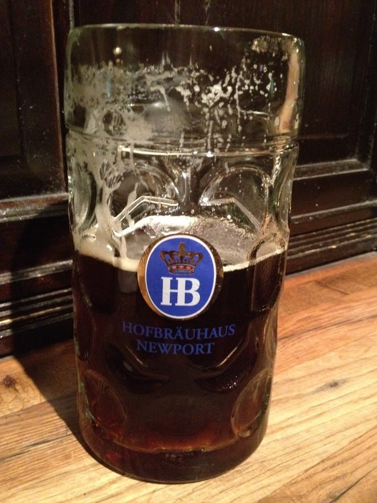 Munich Dunkel Lager – Hofbräuhaus Newport