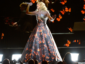 carrie underwood grammys