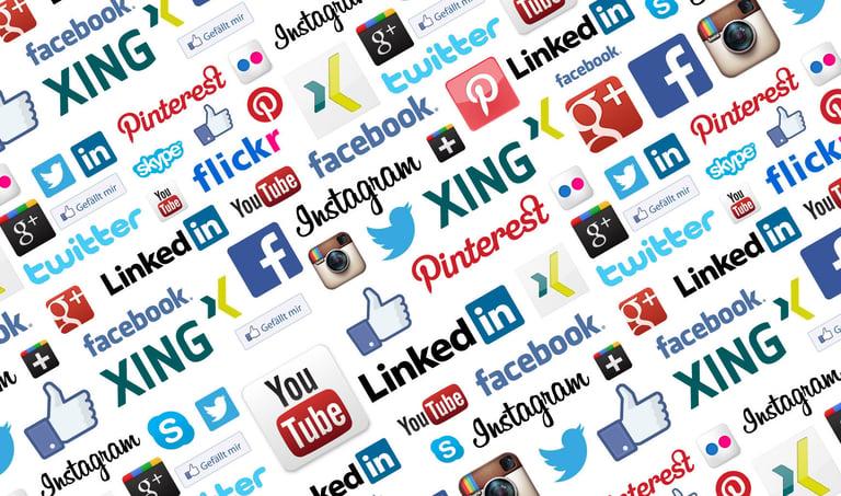 Ultimate 6er | Social Media Networks