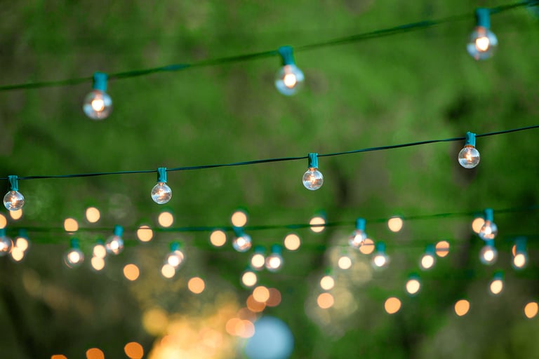 The Art of the Summer Backyard Bash