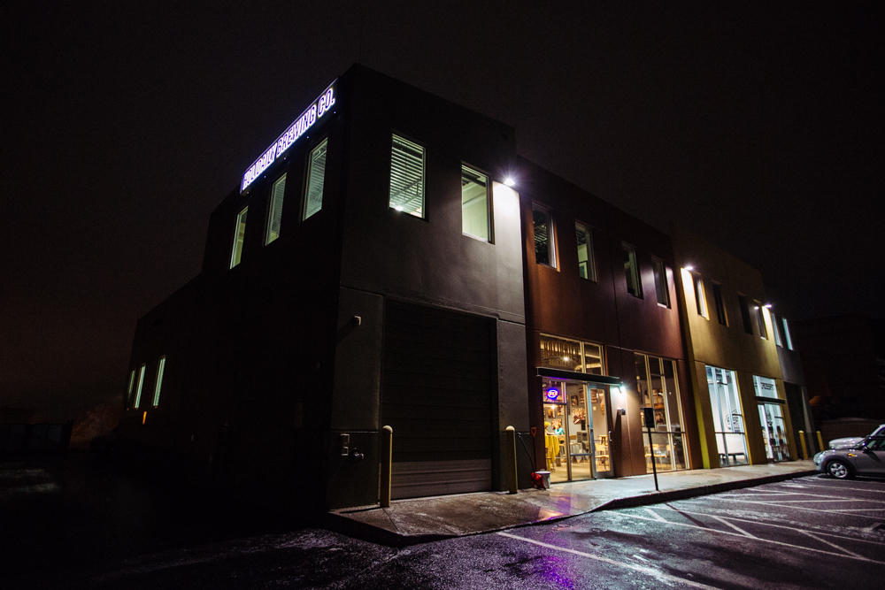 Holidaily Brewing Golden Colorado - Persika Photography