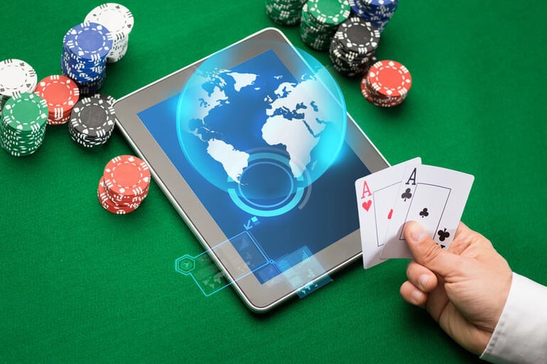 Raise A Glass To Live Play: How Streaming Technology Powers The Live Casino Experience