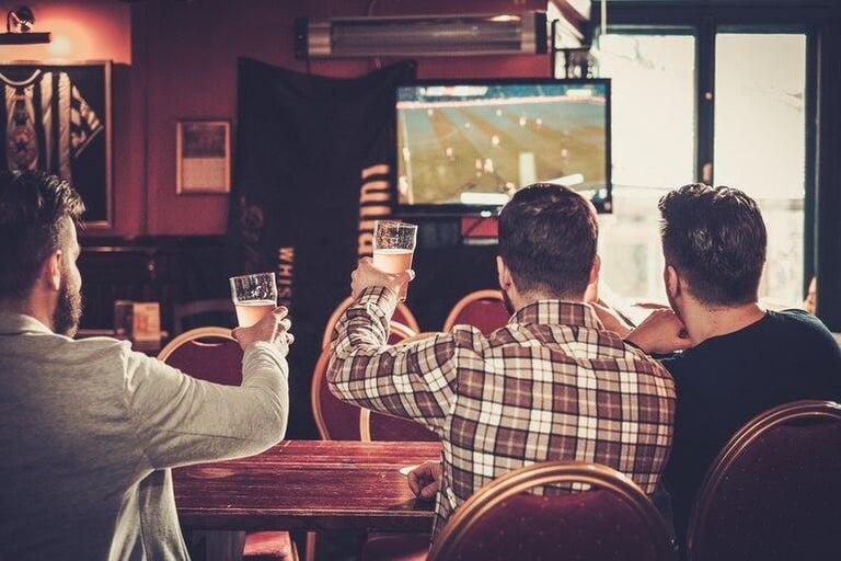 How MelBet Is Adapting to the Changing Habits of Beer-Loving Sports Fans