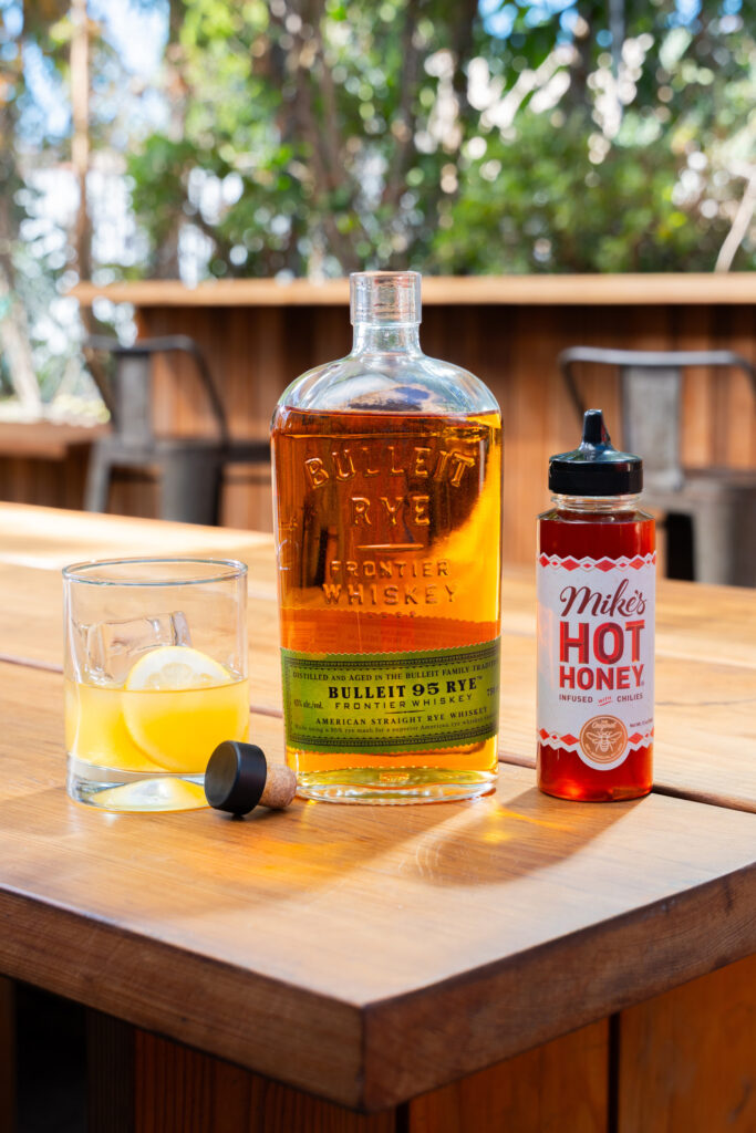 The Bulleit Rye Whiskey Swicy Gold Rush